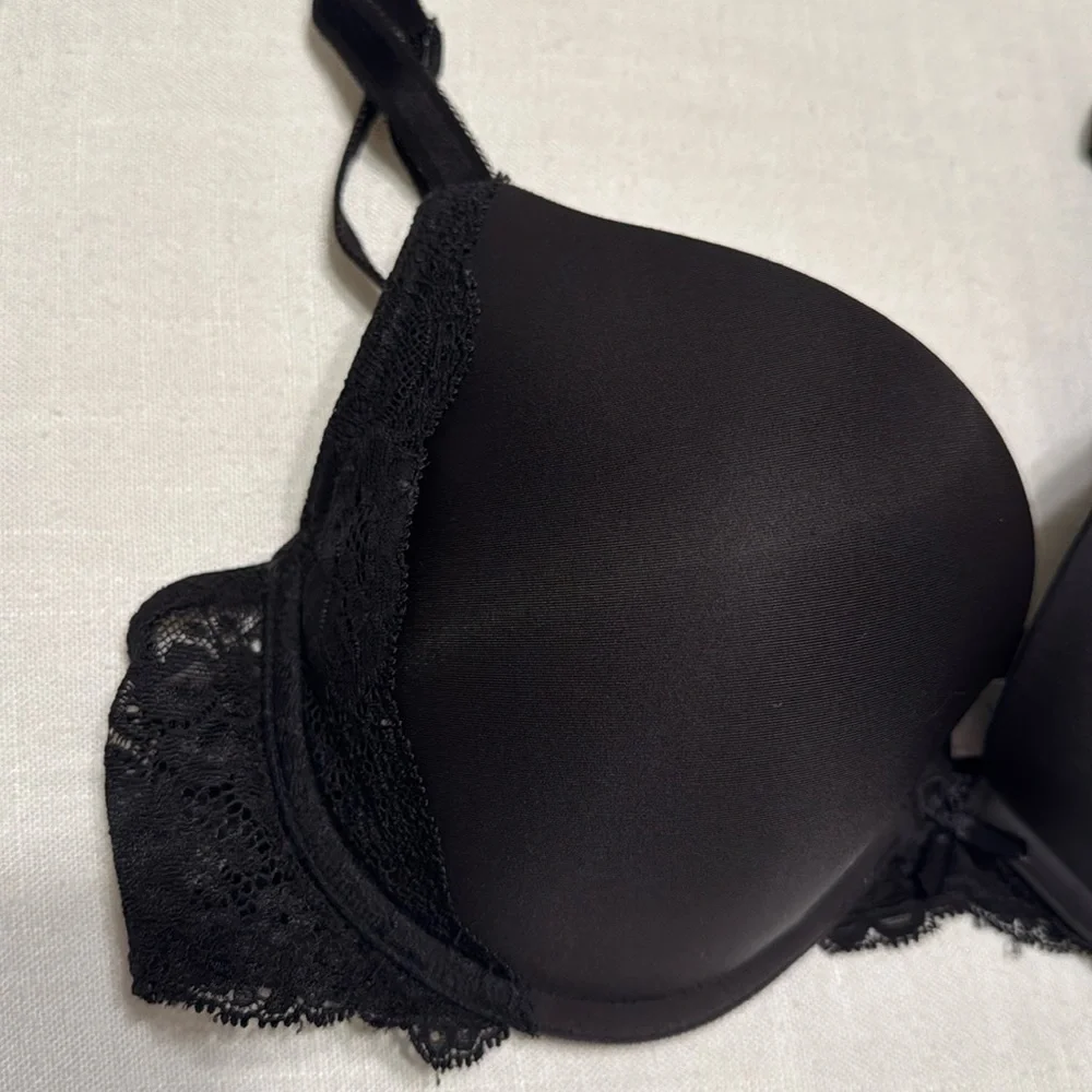 ✨ Victoria’s Secret Dream Angels Push-Up Bra – Size 36C - Picture 3 of 11